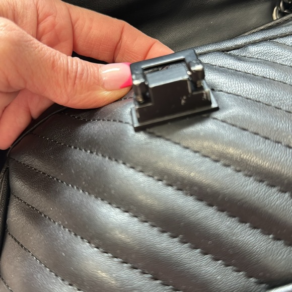 Badgley Mischka Purse - Picture 14 of 15